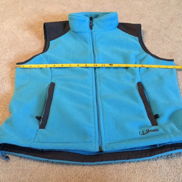 LL Bean Ladies Medium Polartec Vest - Picture 5 of 6